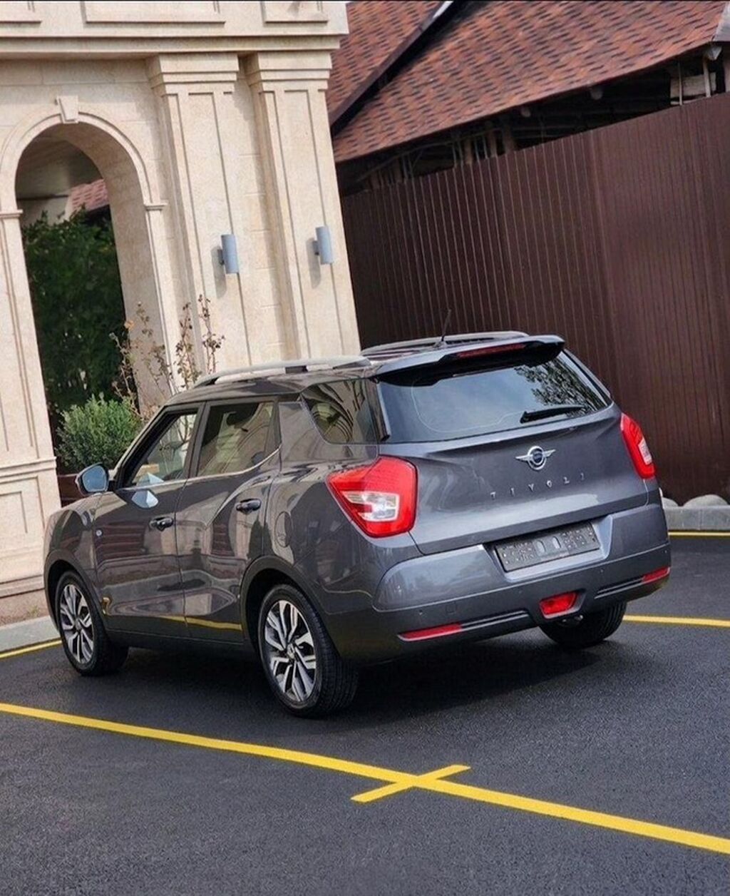 Ssangyong Tivoli: 2019 г., 1.6 л, Автомат, Дизель, Кроссовер: фото 2