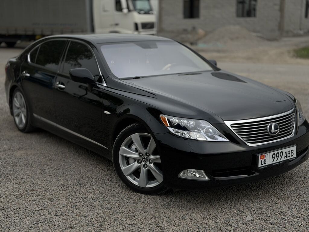 Lexus LS: 2009 г., 5 л, Автомат, Бензин, Седан: фото 3