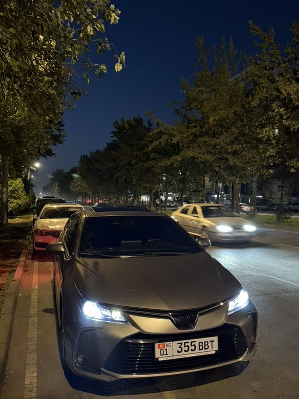Toyota Camry: 2021 г., 1.8 л, Автомат, Бензин, Седан: фото 6
