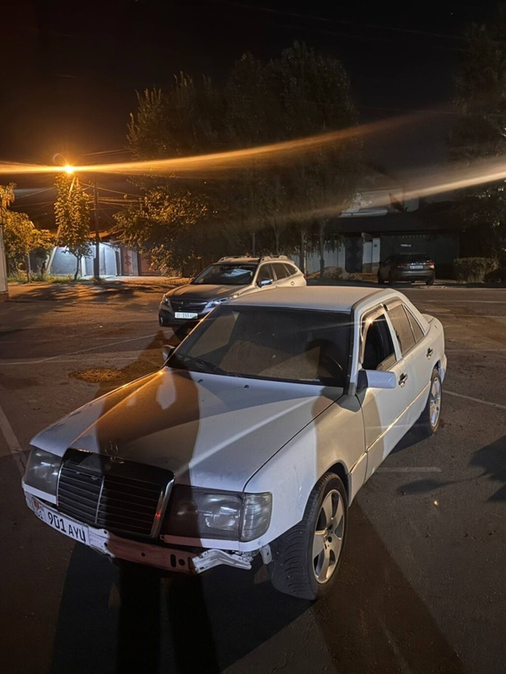 Mercedes-Benz E-Class: 1993 г., 2.2 л, Механика, Бензин, Седан: фото 3