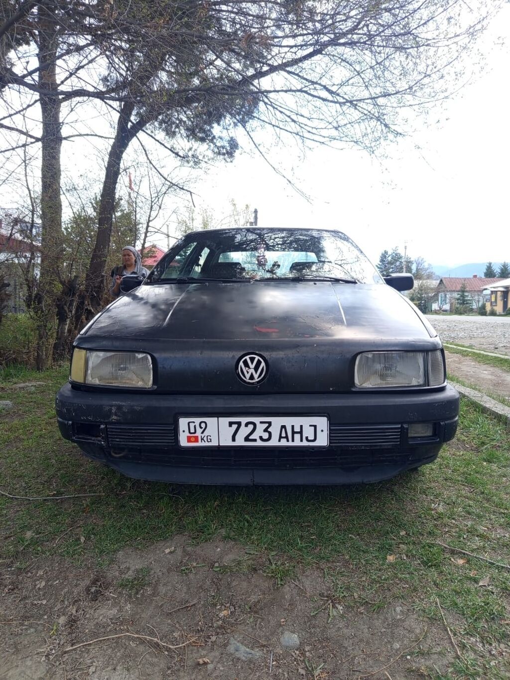 Volkswagen Passat: 1991 г., 1.8 л, Механика, Бензин, Седан — фото 1