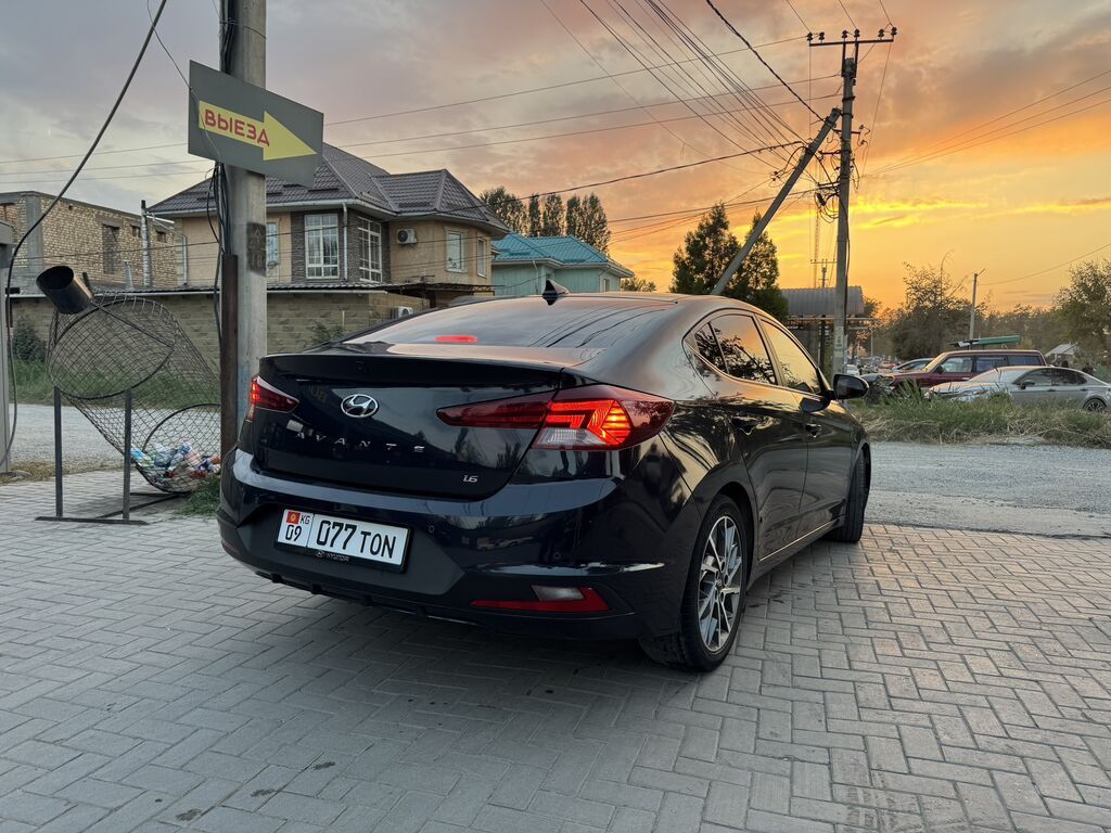 Hyundai Avante