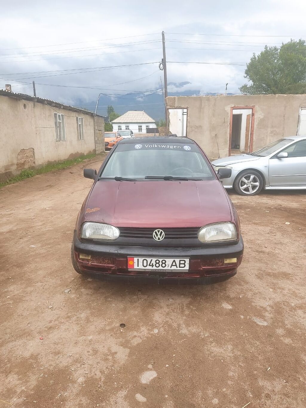 Volkswagen Golf: 1991 г., 1.8 л, Механика, Бензин, Хэтчбэк: фото 1