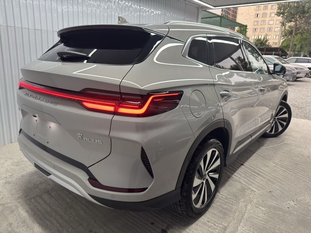 BYD Song Plus: 2024 г., Вариатор, Электромобиль, Кроссовер: фото 2