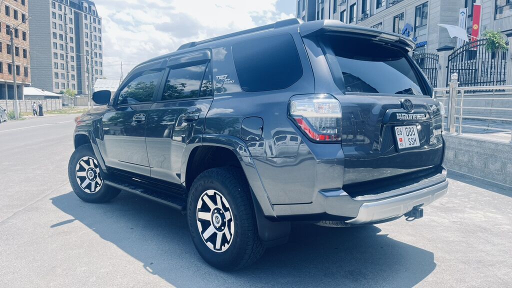 Toyota 4Runner 2019, 4 л, автомат, бензин: фото 8