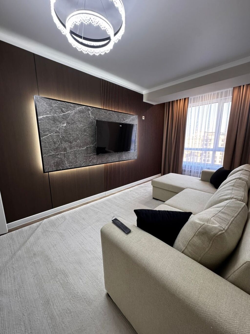 2 комнаты, 62 м², Золотой квадрат Элитка, 11 этаж, Дизайнерский ремонт: фото 2