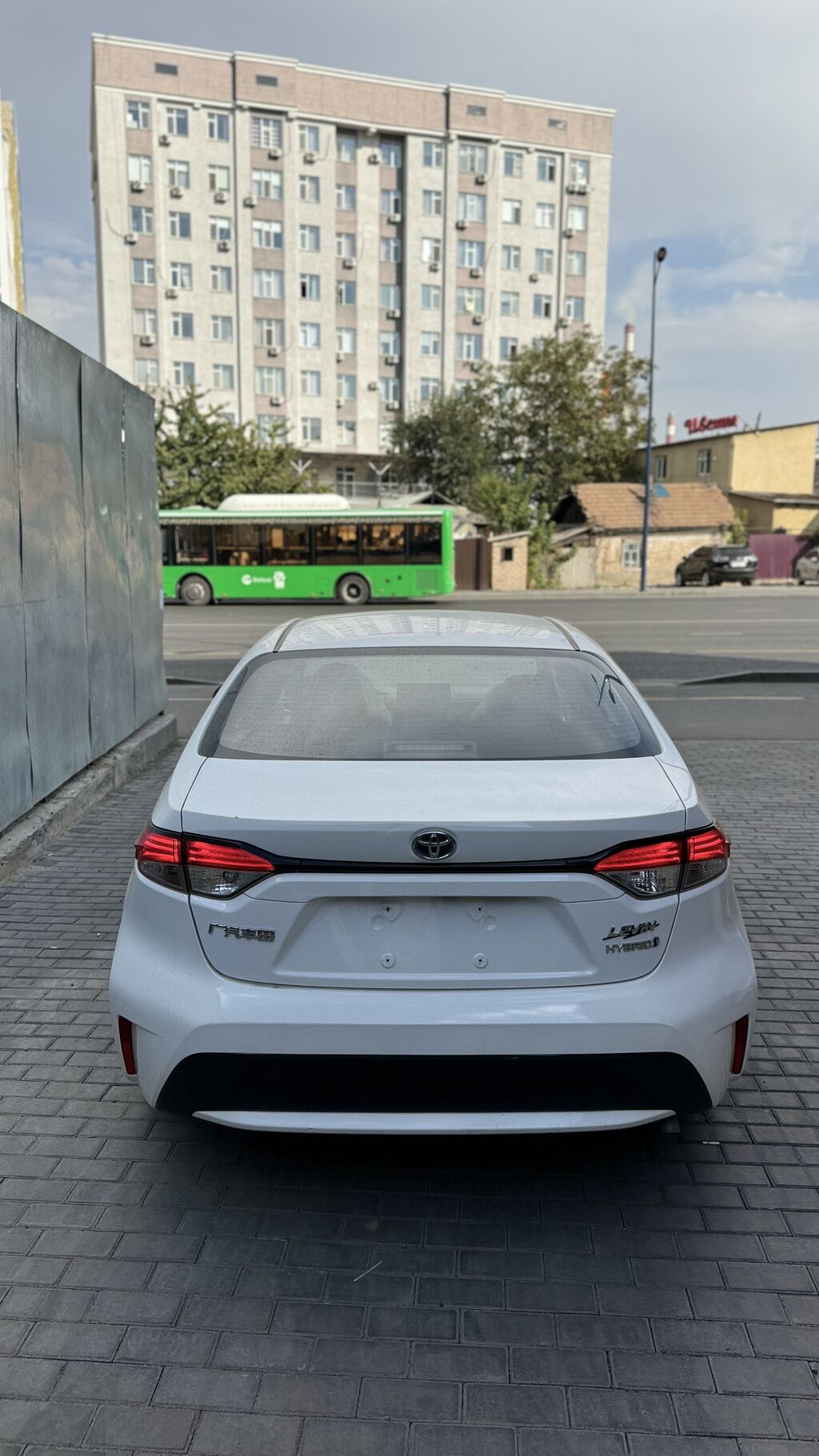 Toyota Levin: 2022 г., Гибрид, Седан: фото 4