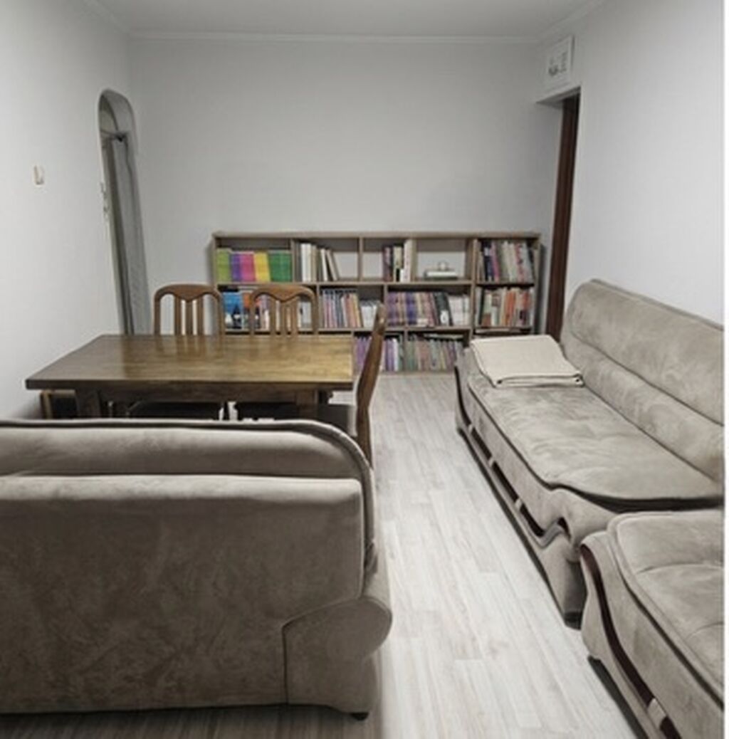 3 комнаты, 58 м², Дордой Плаза ТРЦ 104 серия, 2 этаж, Евроремонт: фото 2
