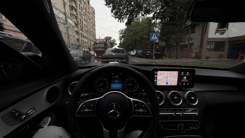 Mercedes-Benz C-Class: 2019 г., 2 л, Автомат, Бензин, Седан: фото 2