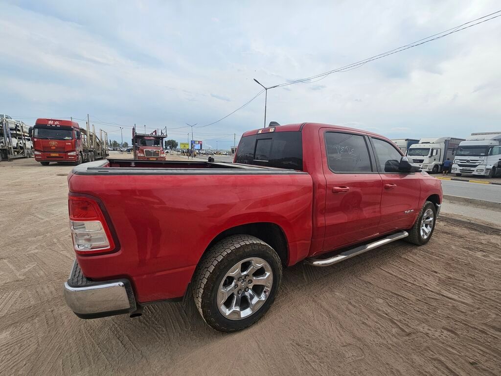 Dodge Ram 1500: 2021 г., 3.6 л, Автомат, Газ, Пикап: фото 3