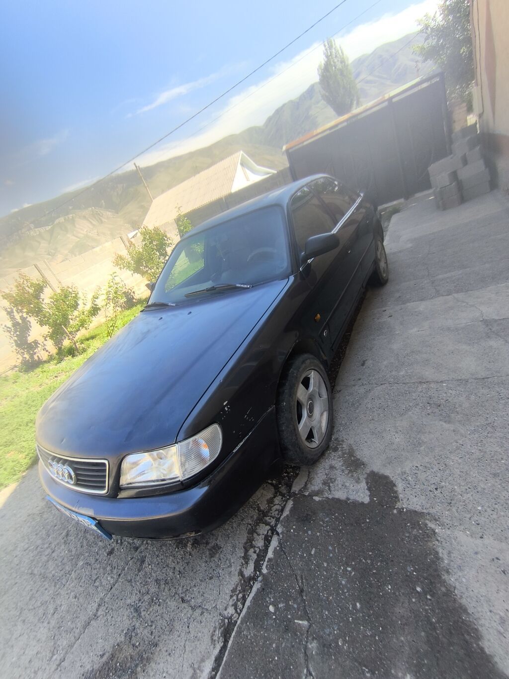 Audi A6: 1995 г., 2.6 л, Механика, Бензин, Седан: фото 3