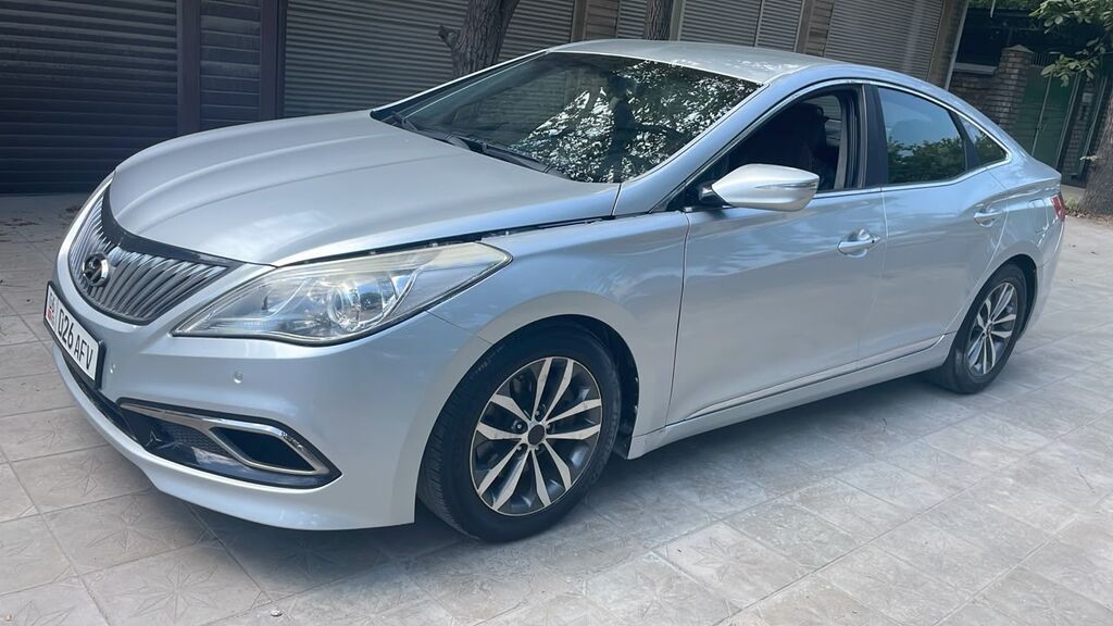 Hyundai Grandeur: 2011 г., 0.3 л, Автомат, Газ, Седан: фото 6
