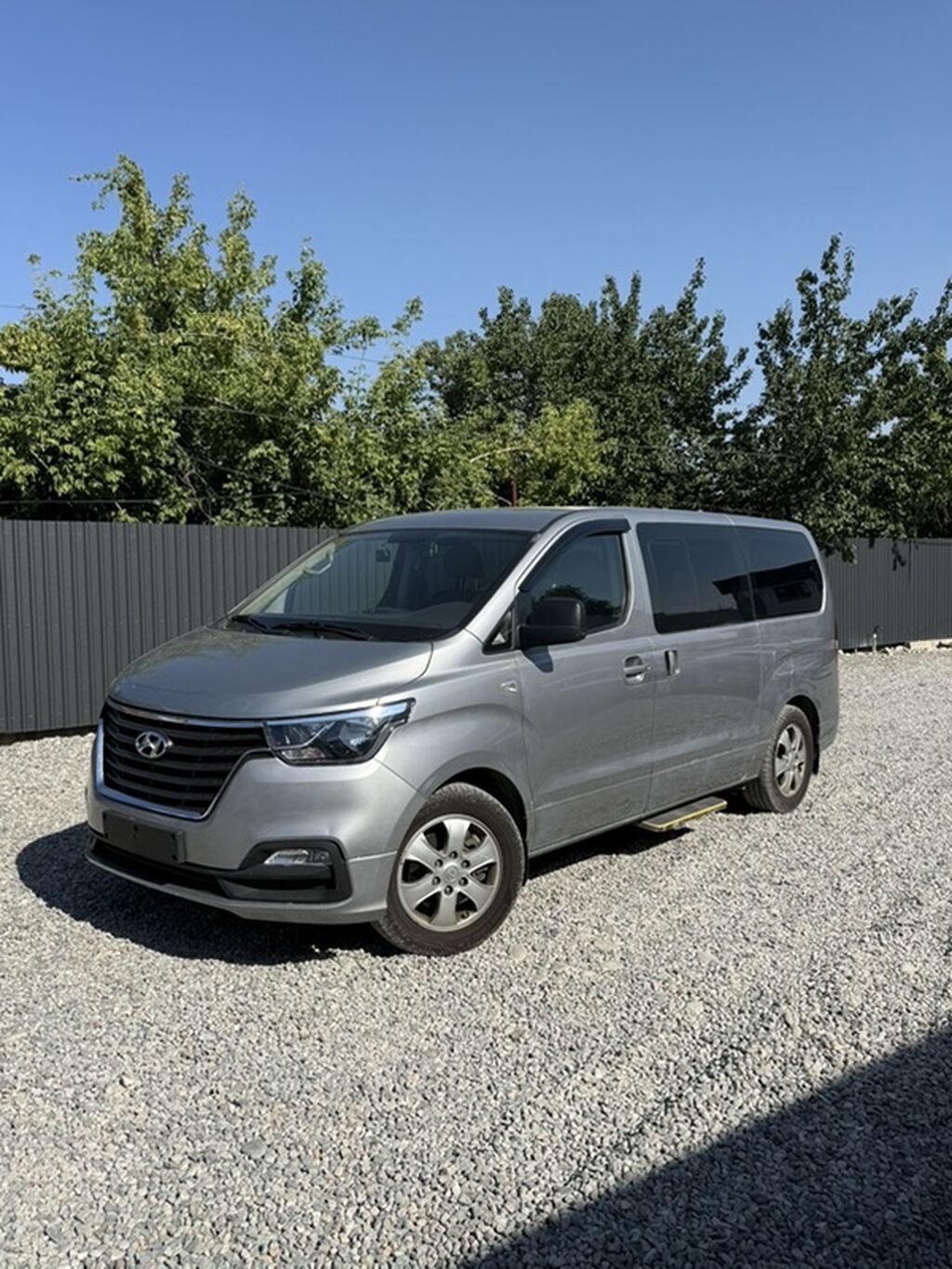 Hyundai Grand Starex: 2019 г., 2.5 л, Автомат, Дизель, Минивэн: фото 2
