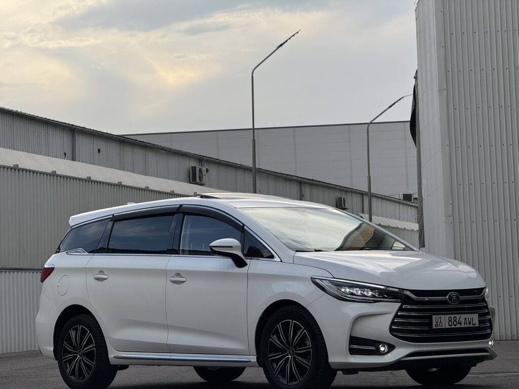 BYD Song Max: 2020 г., 1.5 л, Автомат, Гибрид, Минивэн: фото 2