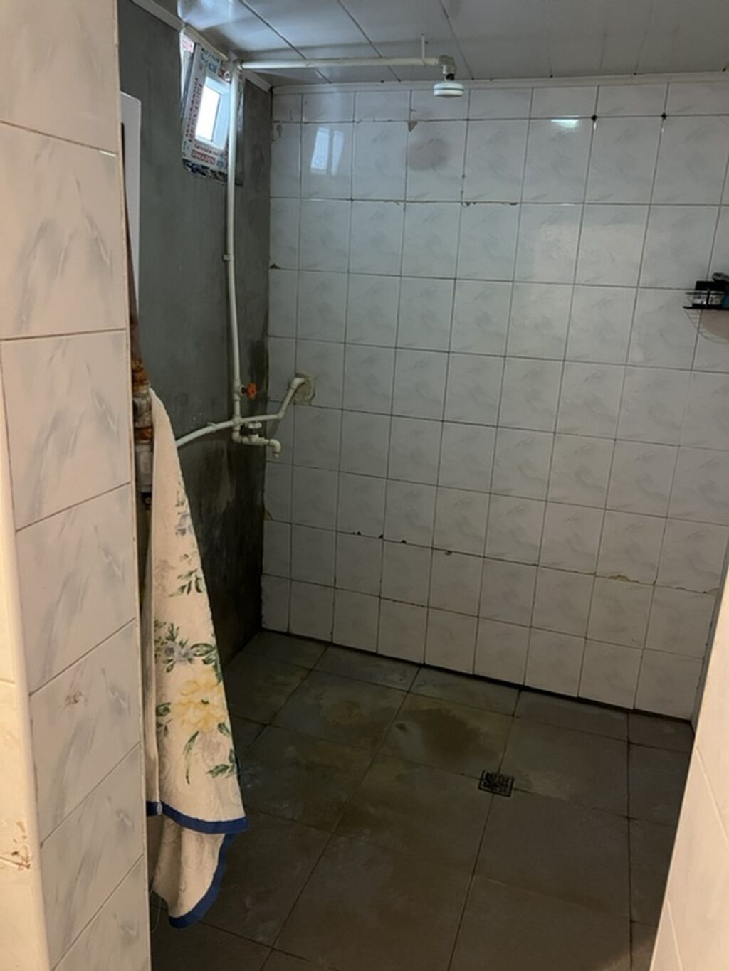 Salam her birnize öz evimdi her bir seraiyi var ev bütün esyalarla