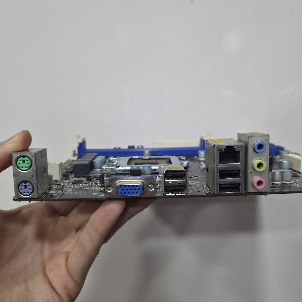 Материнская плата ASRock H61 LGA1155: фото 2