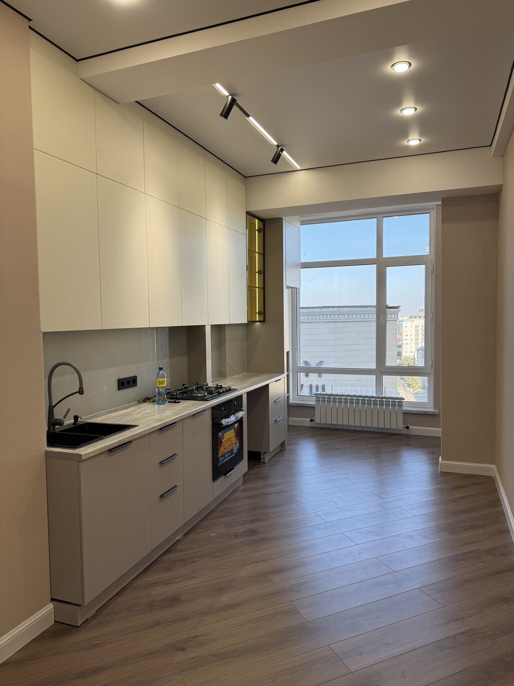 1 комната, 52 м², Элитка, 10 этаж, Евроремонт: фото 4