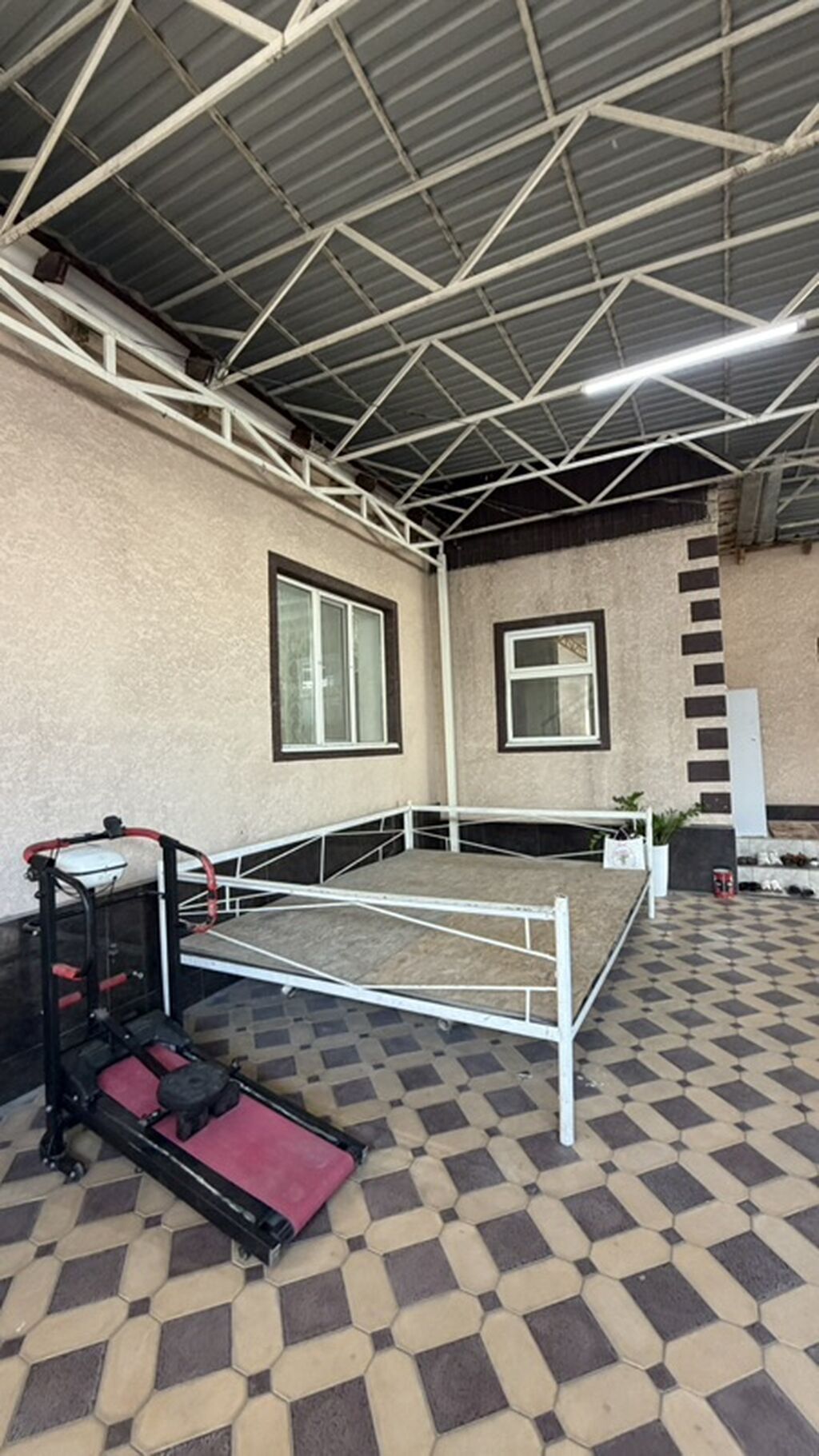 6 комнат и более, 250 м², Бишкек, Рухий Мурас ж/м Собственник: фото 2