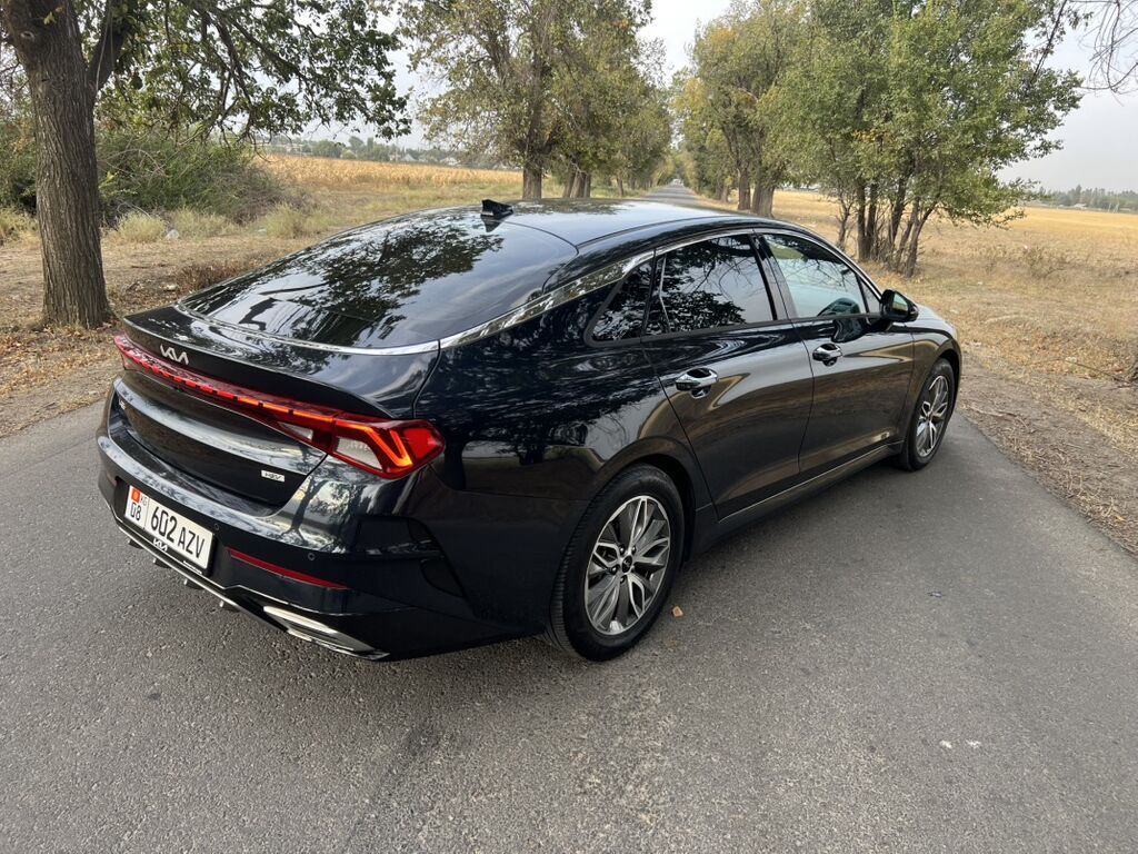 Kia K5: 2022 г., 2 л, Автомат, Гибрид, Лифтбек: фото 5