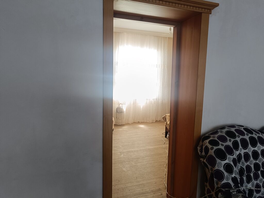 5 otaqlı, 240 kv. m, Kredit yoxdur, Orta təmir