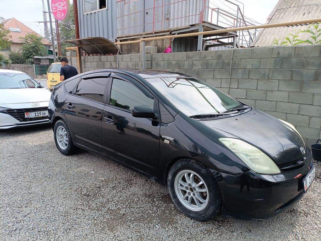 Toyota Prius: 2008 г., 1.8 л, Автомат, Гибрид, Хэтчбэк: фото 2