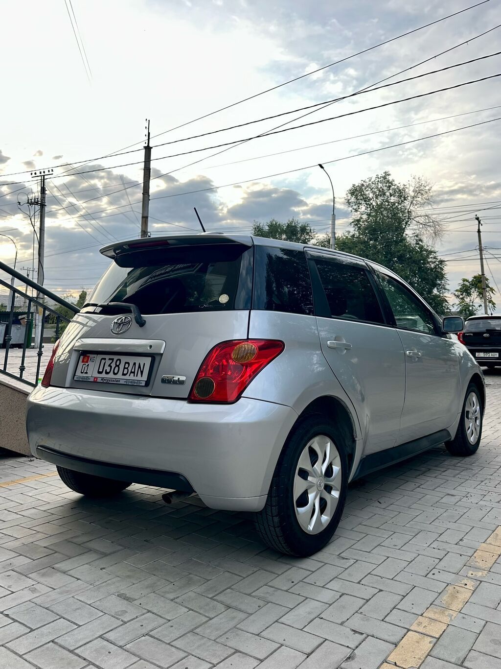 Продам Toyota Ist 2004 г., 1.5 л, автомат: фото 6