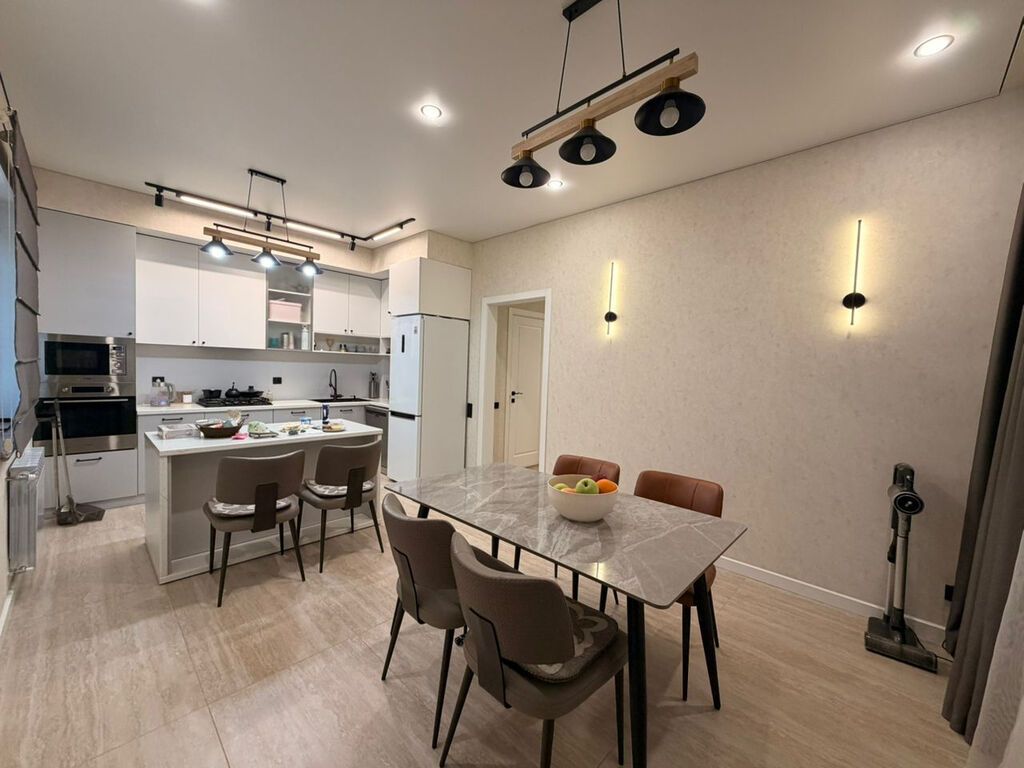 Продаётся новый дом в Арча-Бешике 140м2— 3.8 сотки Цена 265 000$!: фото 1