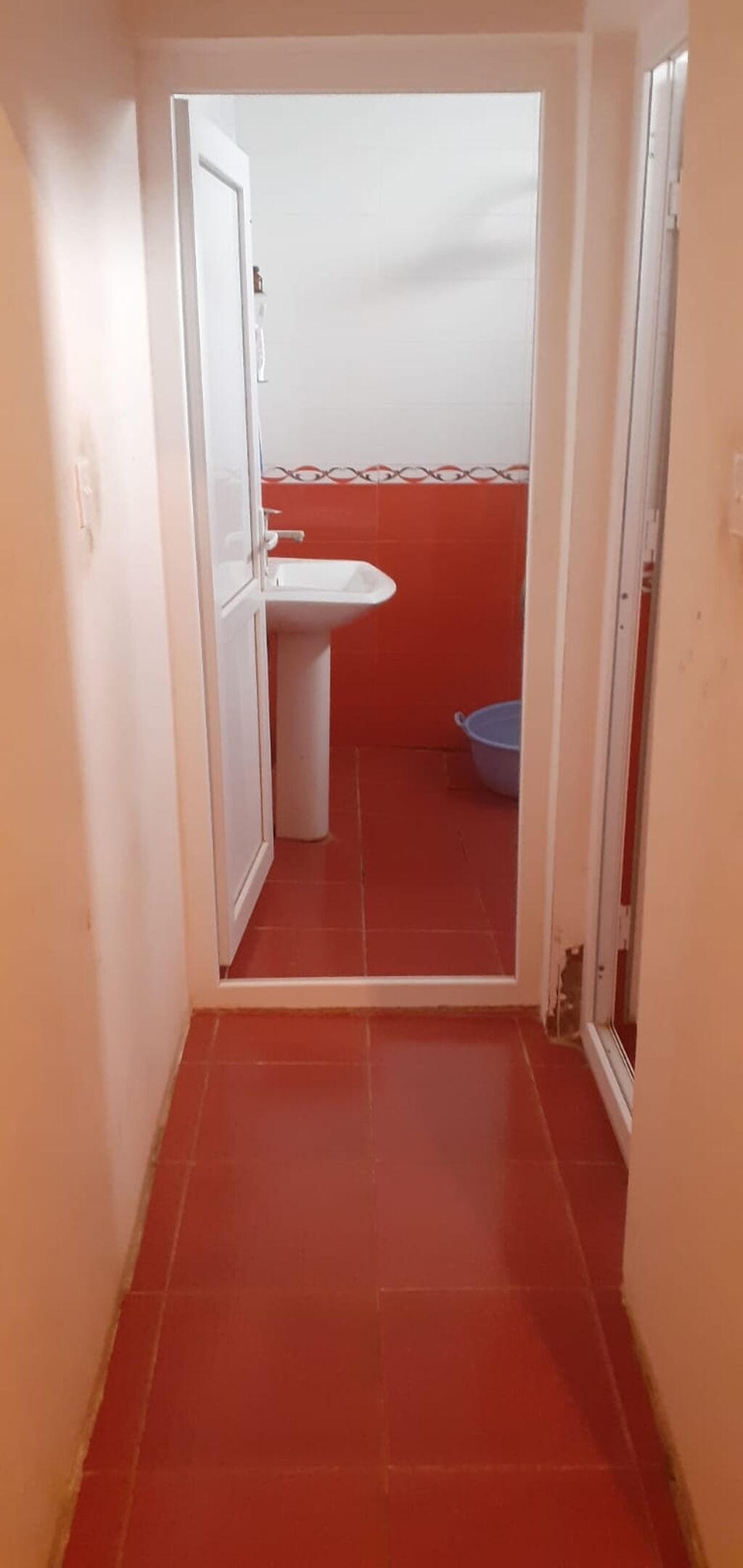 20 kv. m, 1 otaqlı, Kombi, İnternet, Telefon