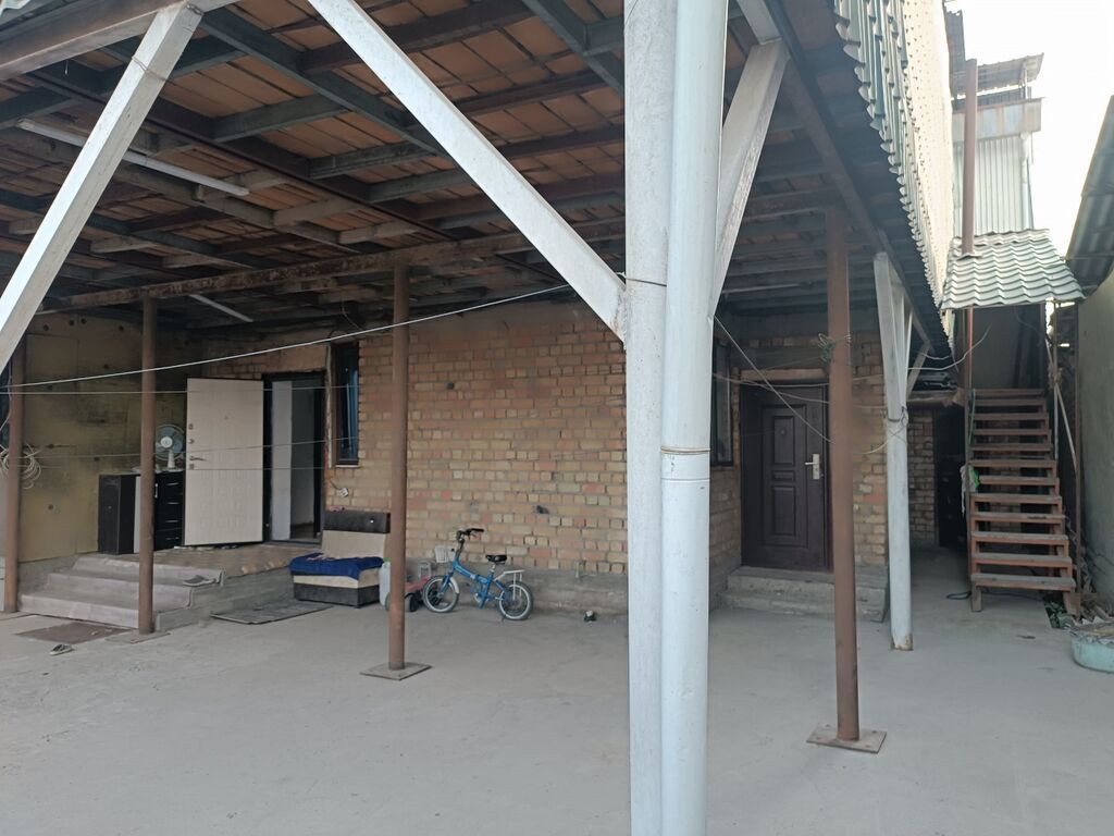 5 комнат, 200 м², 4 соток, Бишкек, Дордой-2 ж/м Собственник: фото 3