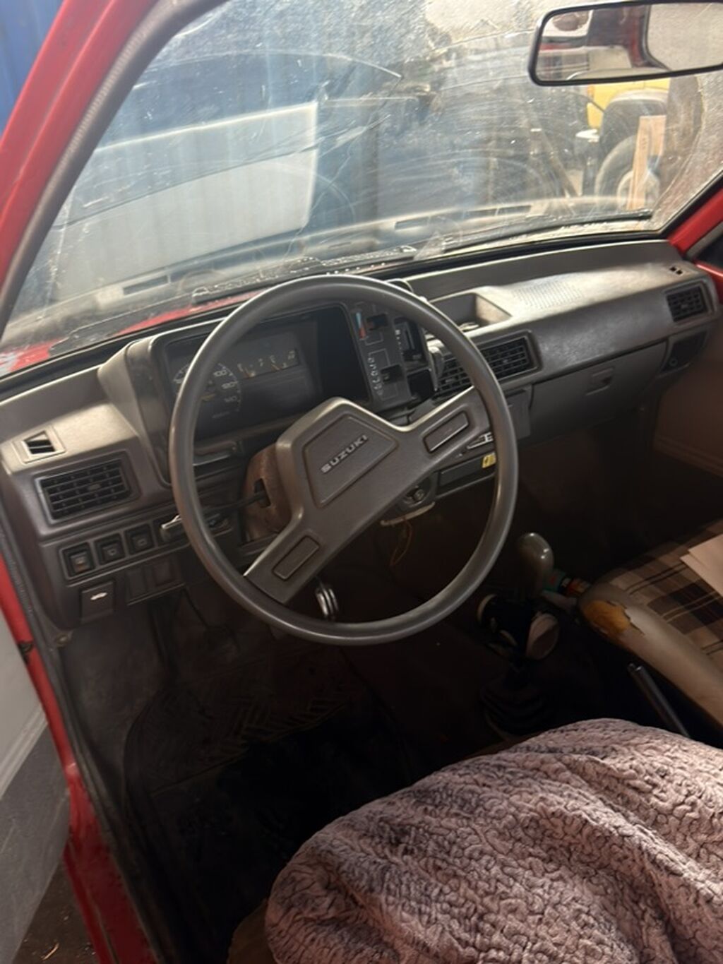 Suzuki Alto: 1988 г., 0.8 л, Механика, Бензин, Хэтчбэк: фото 5