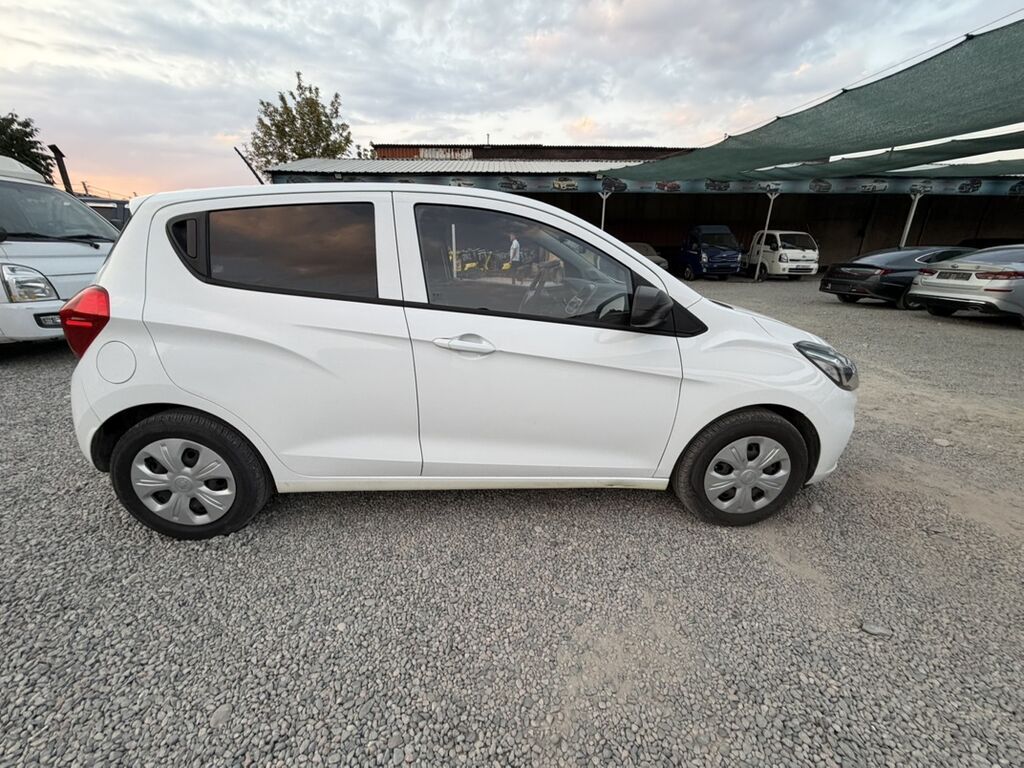 Chevrolet Spark: 2020 г., 1 л, Автомат, Бензин, Хэтчбэк: фото 4