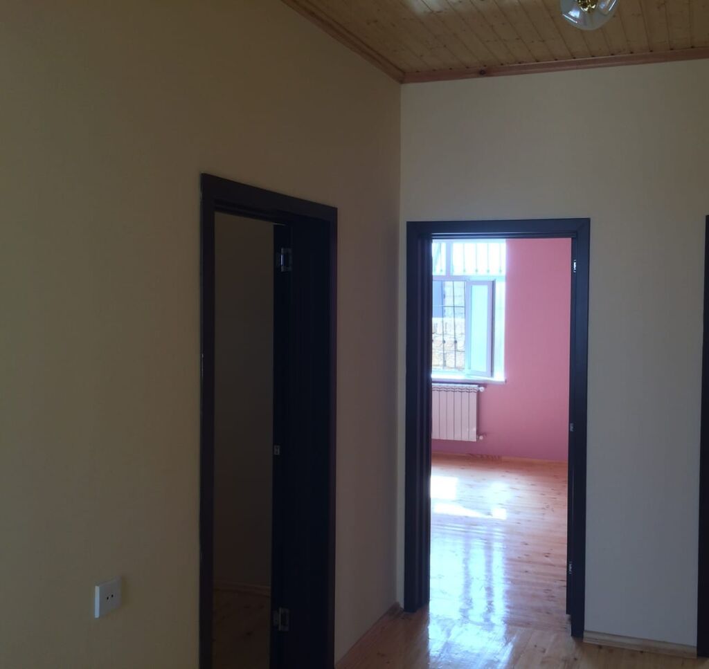Buzovna qəsəbəsi, Vişnovka – Buzovna-Maştağa yolunun sağında "Saboel"