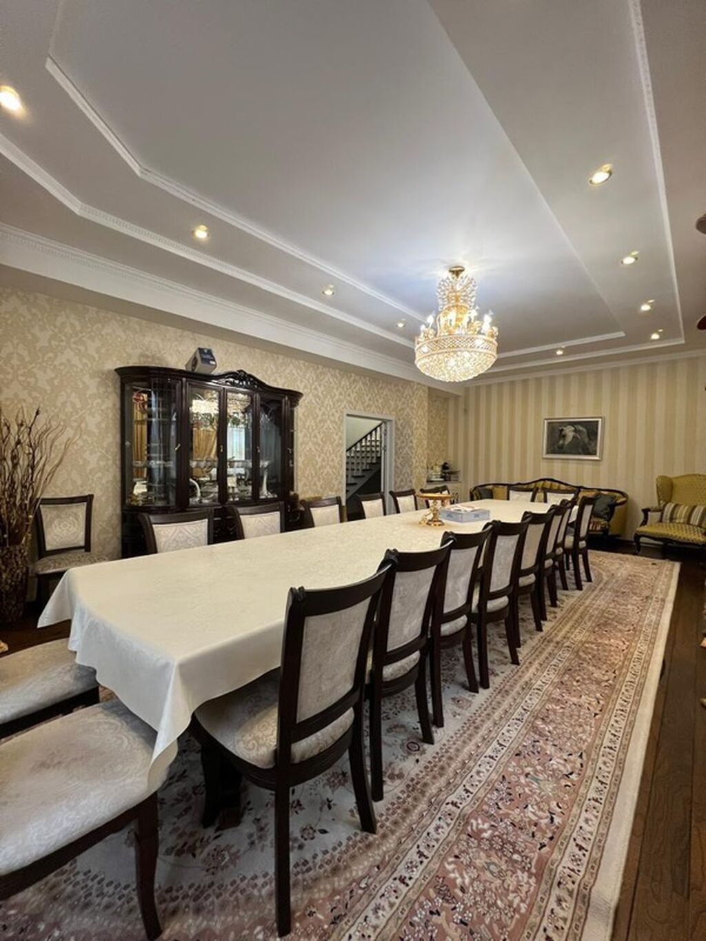 430 м², 6 комнат: фото 3