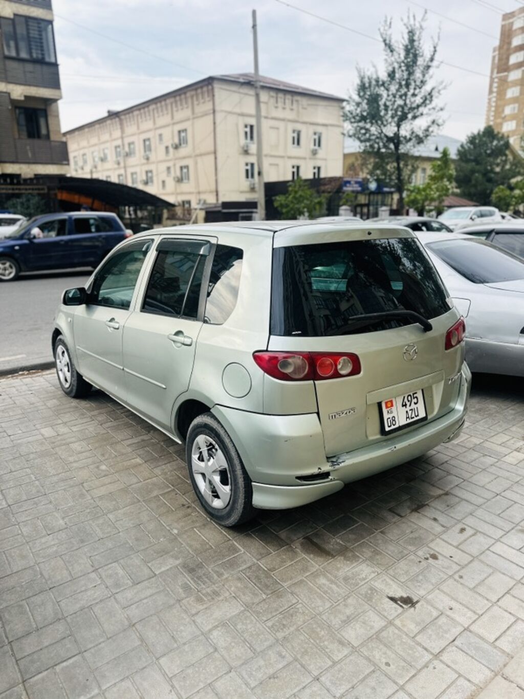 Mazda Demio: 2003 г., Хэтчбэк: фото 3