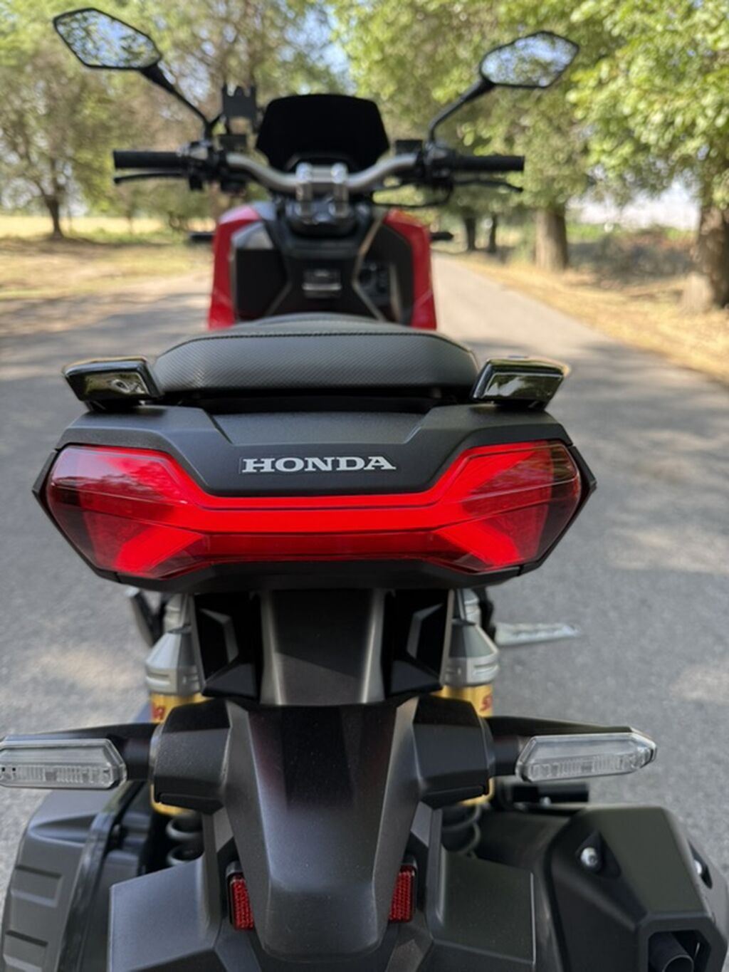 Honda ADV 150 — городской скутер в стиле adventure. Привезен из Японии: фото 5