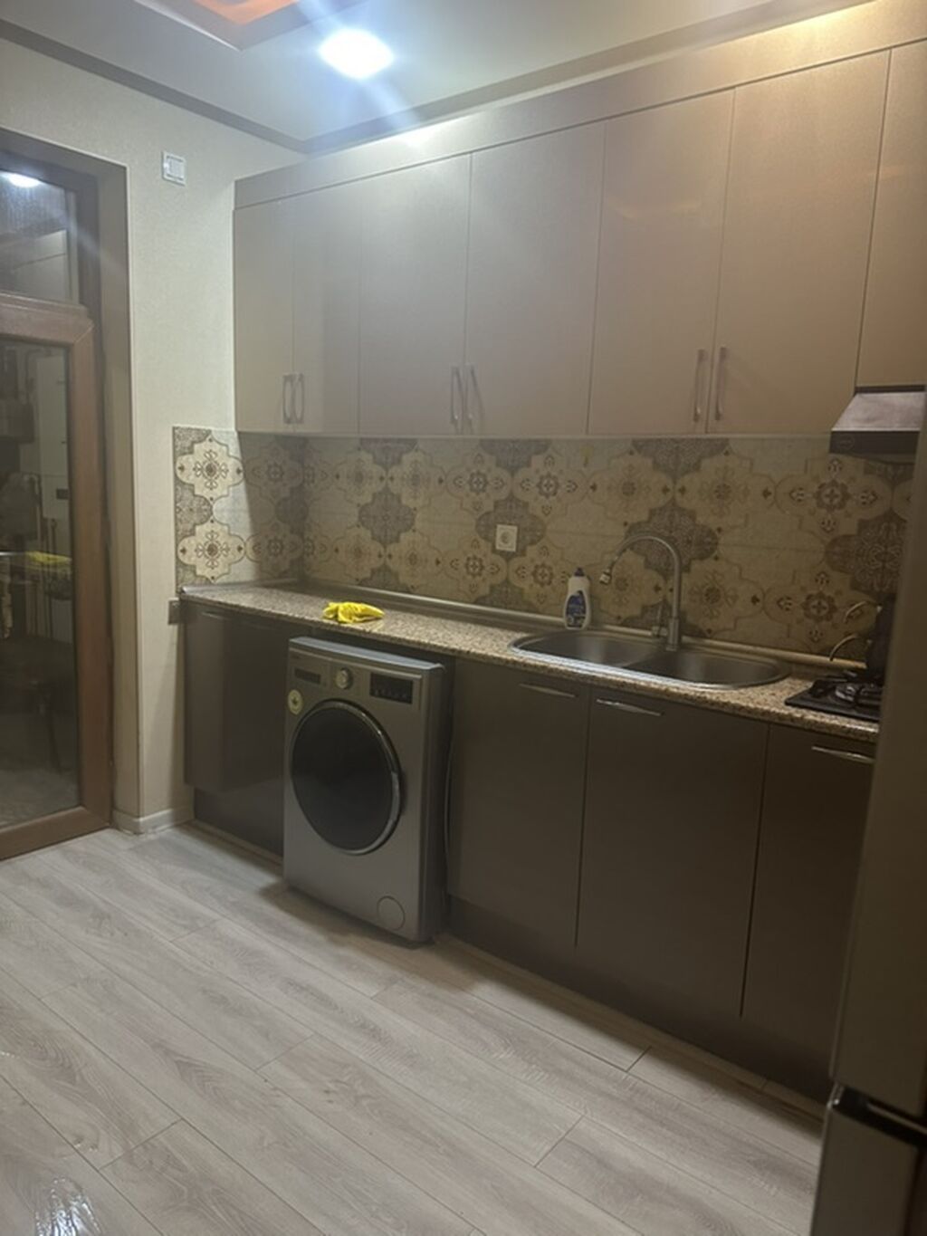 1 otaqlı mənzil – tam mebel və avadanlıqla - Daxili plan: geniş giriş