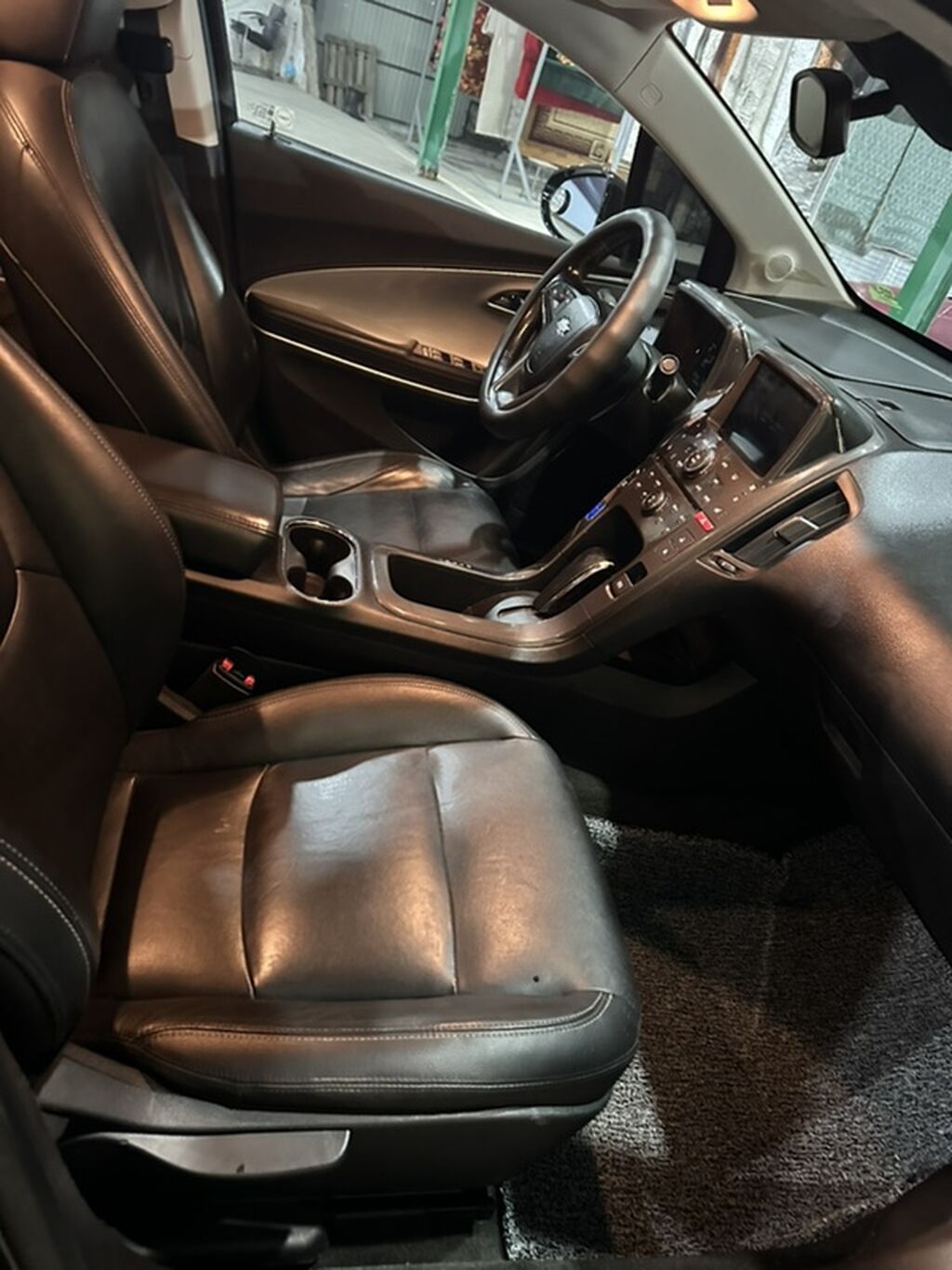 Chevrolet Volt: 2014 г., 1.4 л, Автомат, Гибрид, Хэтчбэк: фото 6