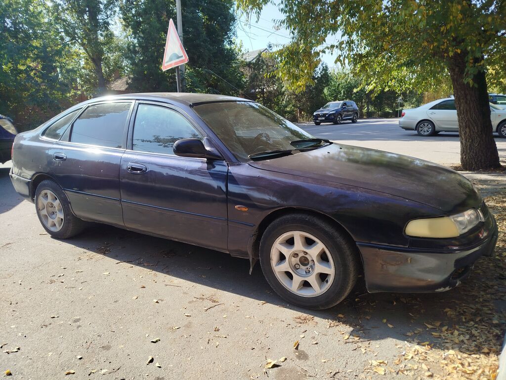 Mazda 626: 1994 г., 1.8 л, Механика, Бензин, Седан: фото 6