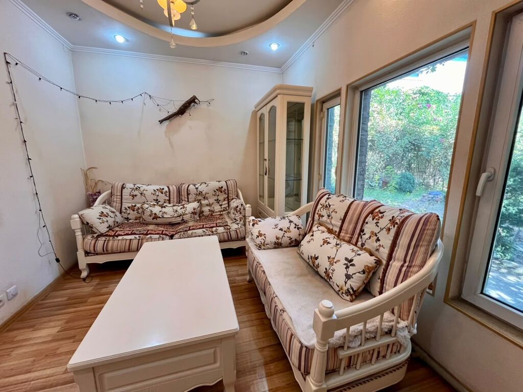 4 комнаты, 100 м², 3 соток, Бишкек, Вефа ТЦ Риэлтор: фото 8