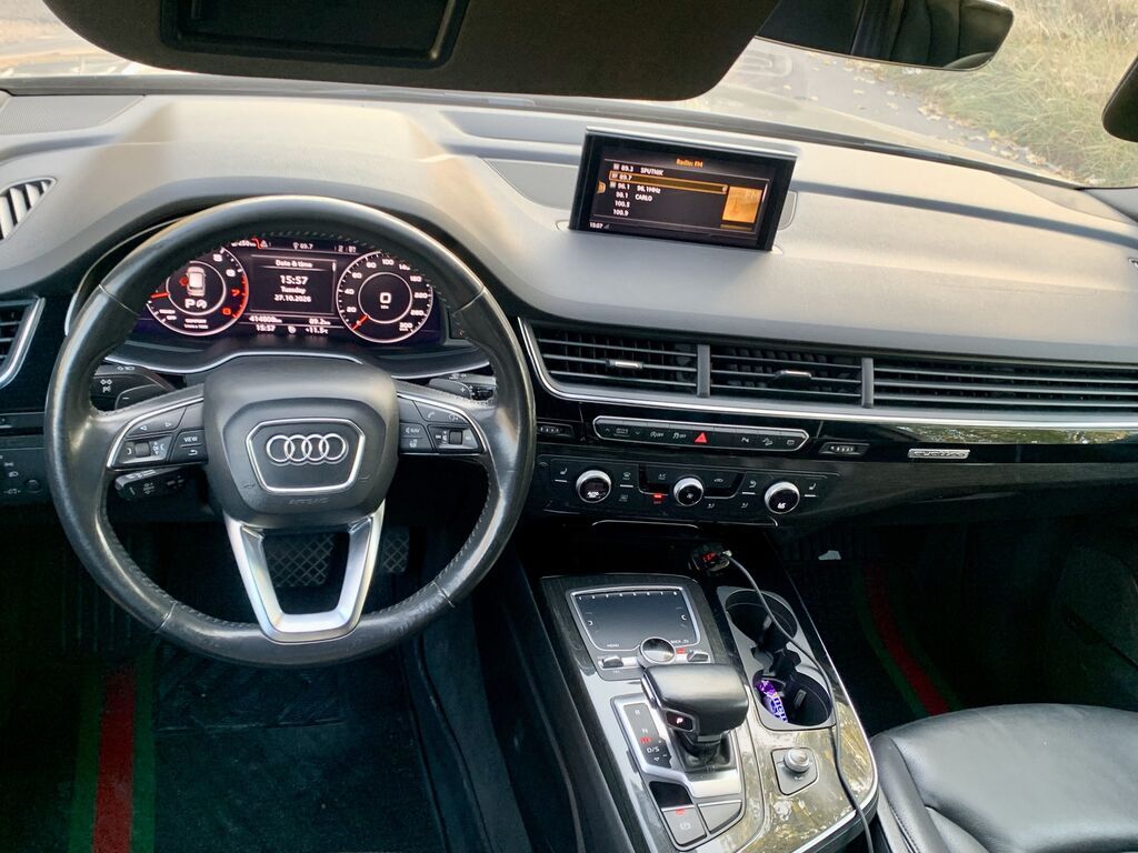 Audi Q7: 2018 г., 3 л, Автомат, Бензин, Внедорожник: фото 6