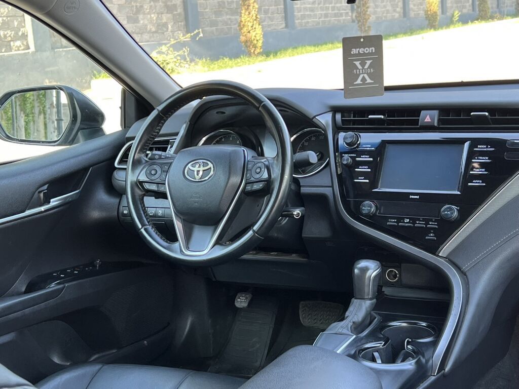 Toyota Camry: 2019 г., 2.5 л, Автомат, Бензин, Седан: фото 7