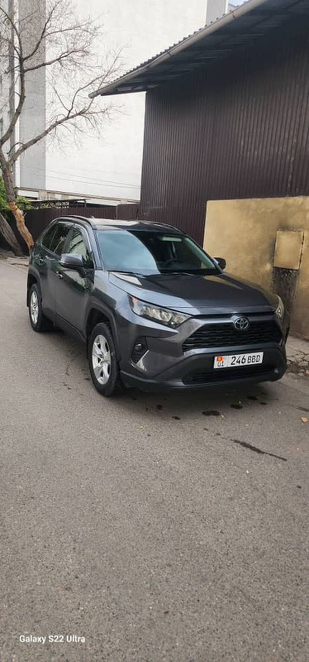 Toyota RAV4: 2019 г., 2.5 л, Автомат, Бензин, Кроссовер: фото 2