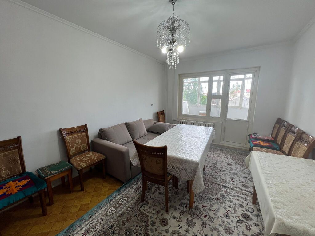 4 комнаты, 90 м², 12 мкр 106 серия, 1 этаж, Требуется ремонт: фото 6