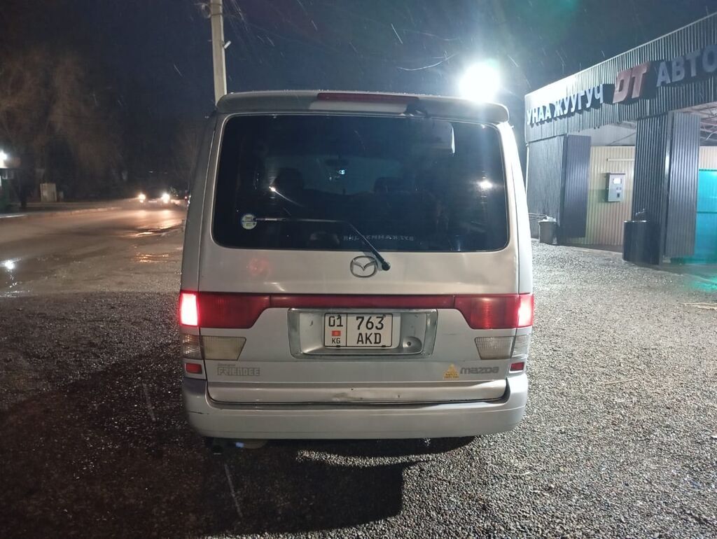 Mazda BONGO: 2001 г., 2.5 л, Автомат, Дизель, Минивэн: фото 5