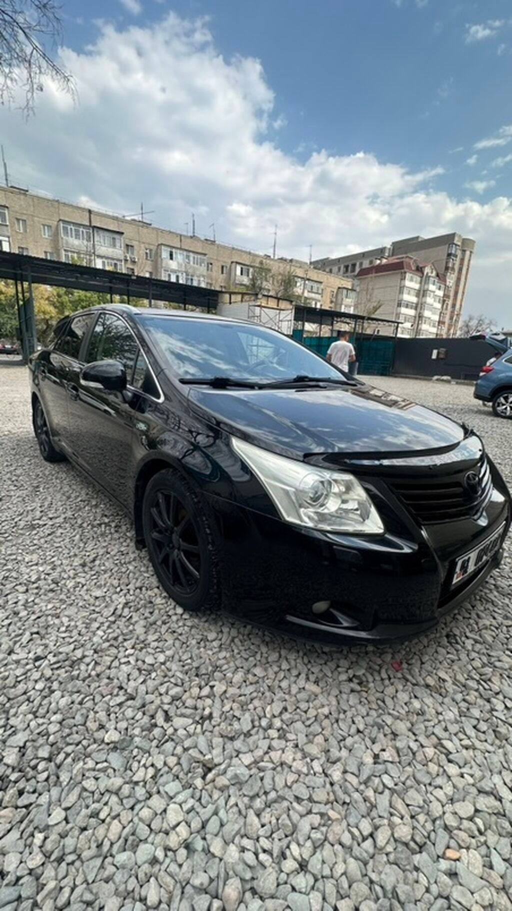 Toyota Avensis: 2009 г., 2.2 л, Автомат, Дизель, Универсал: фото 2