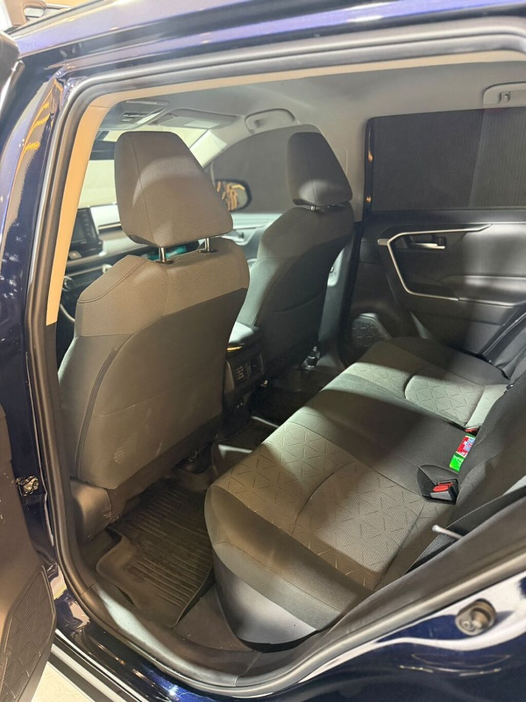 Toyota RAV4: 2020 г., 2.5 л, Автомат, Гибрид, Кроссовер: фото 8