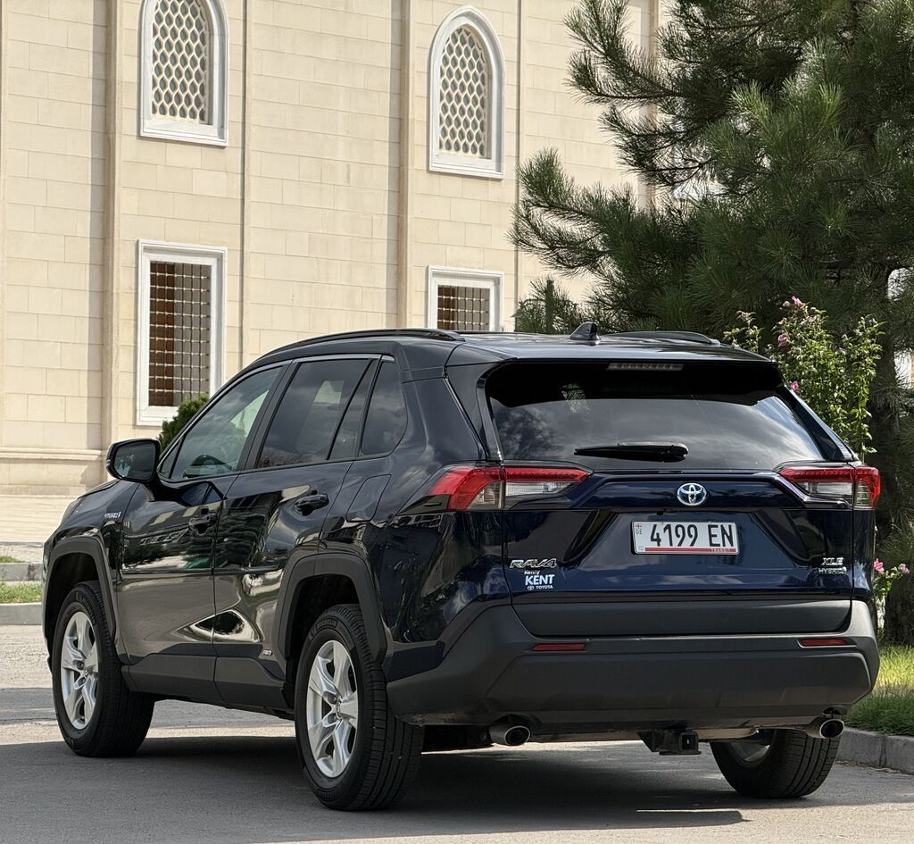 Toyota RAV4: 2021 г., 2.5 л, Автомат, Гибрид, Кроссовер: фото 5