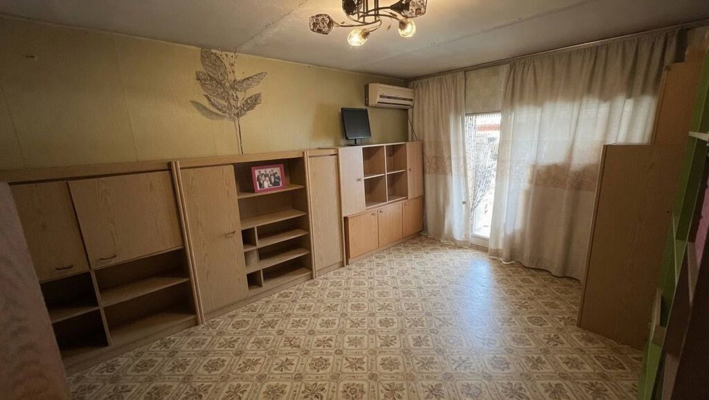 1 комната, 37 м², Бишкек Парк ТРЦ Индивидуалка, 3 этаж, Требуется ремонт: фото 2