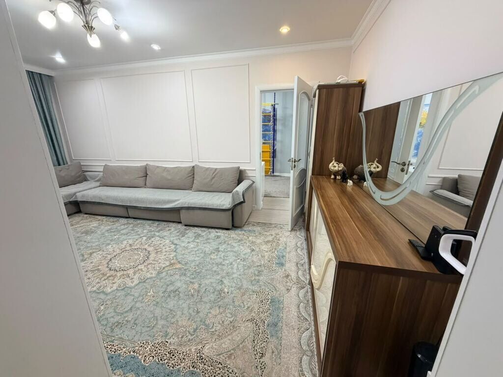 3 комнаты, 67 м², 5 мкр 104 серия, 4 этаж, Свежий ремонт: фото 3