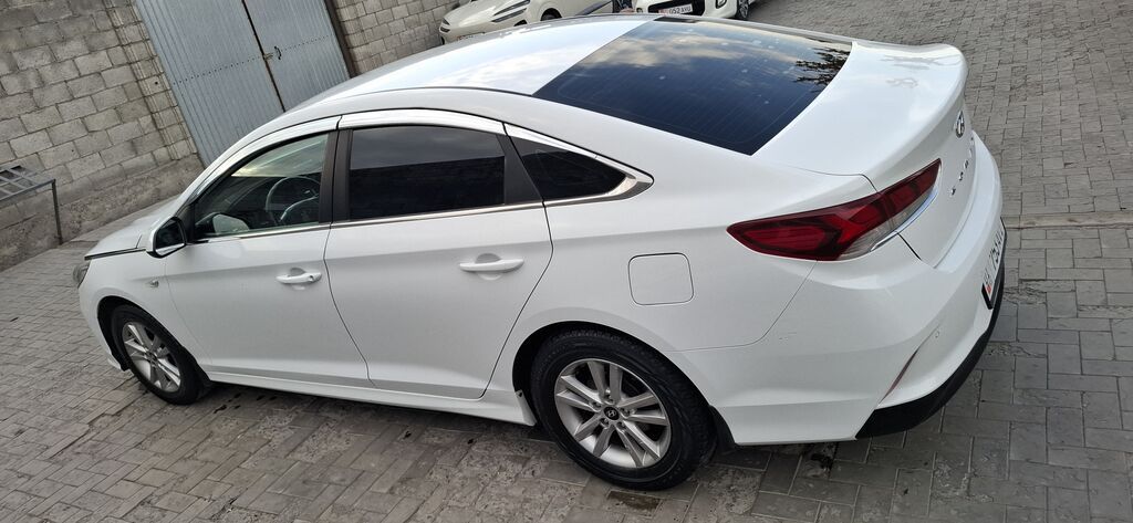 Hyundai Sonata: 2018 г., 2 л, Автомат, Газ, Седан: фото 3